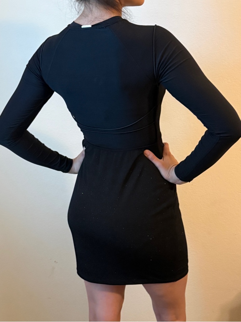 Windsor Glittery Black Spaghetti Strap Bodycon backless Dress - Picture 2 of 7